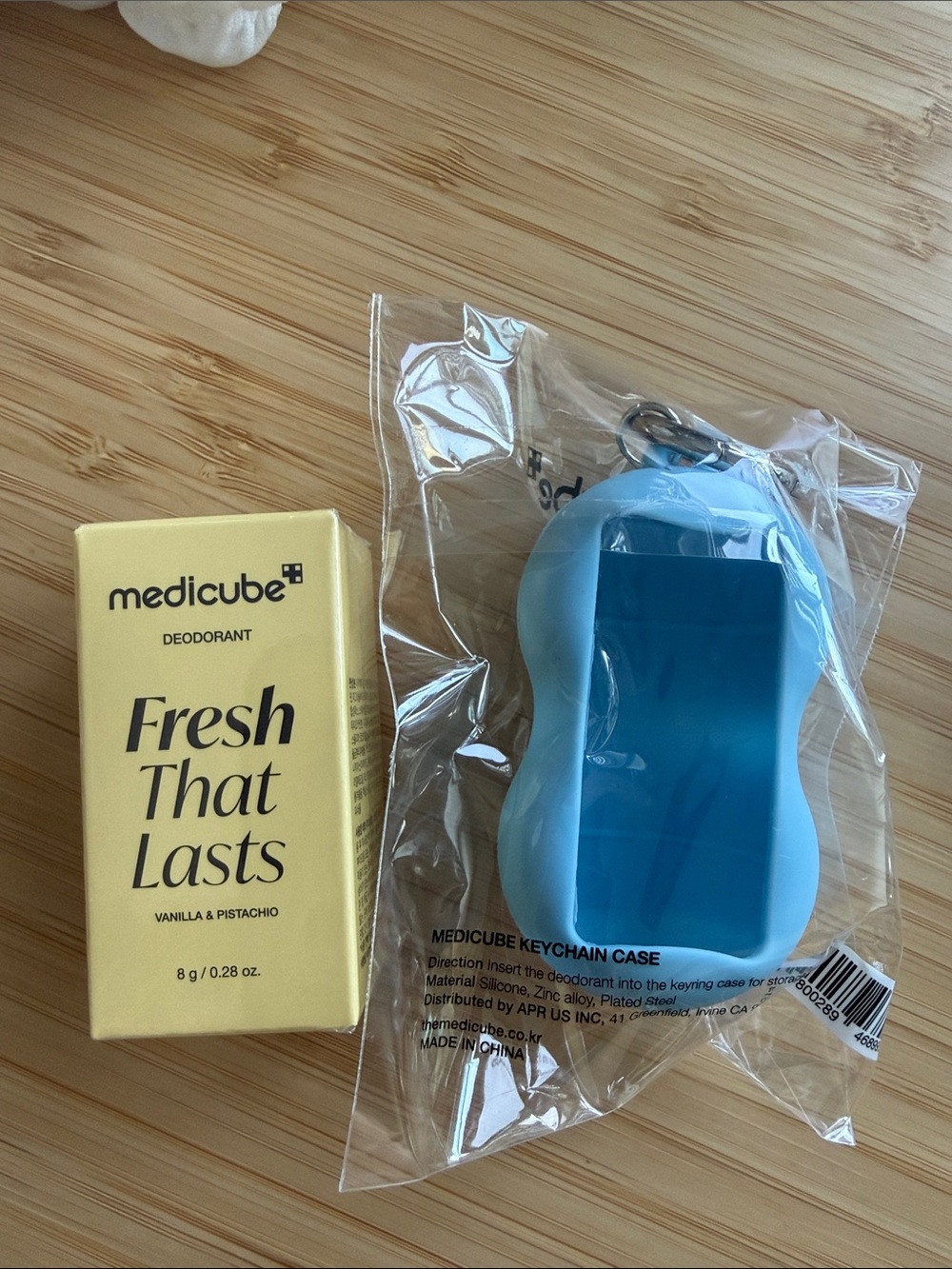 medicube Fresh That Lasts Deodorant with Blue Keychain Case